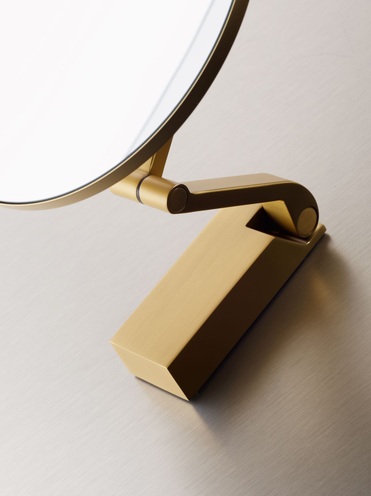DW VISION R 5X Cosmetic mirror illuminated - Gold Matte