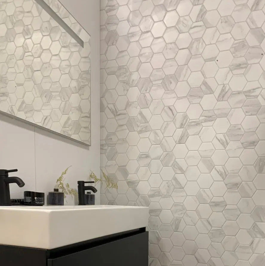 TMF Barcelona Hexagon Marble effect - Carrara White