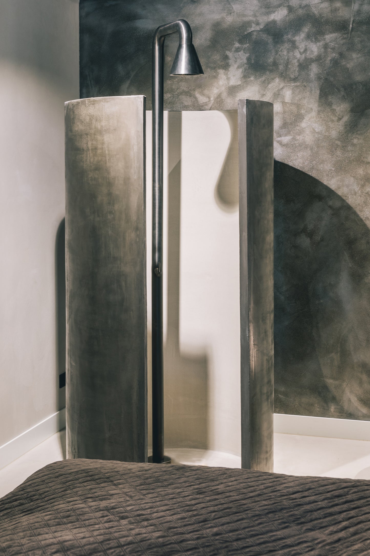 JEE-O Cone Shower 02 Freestanding SS with Hand Shower