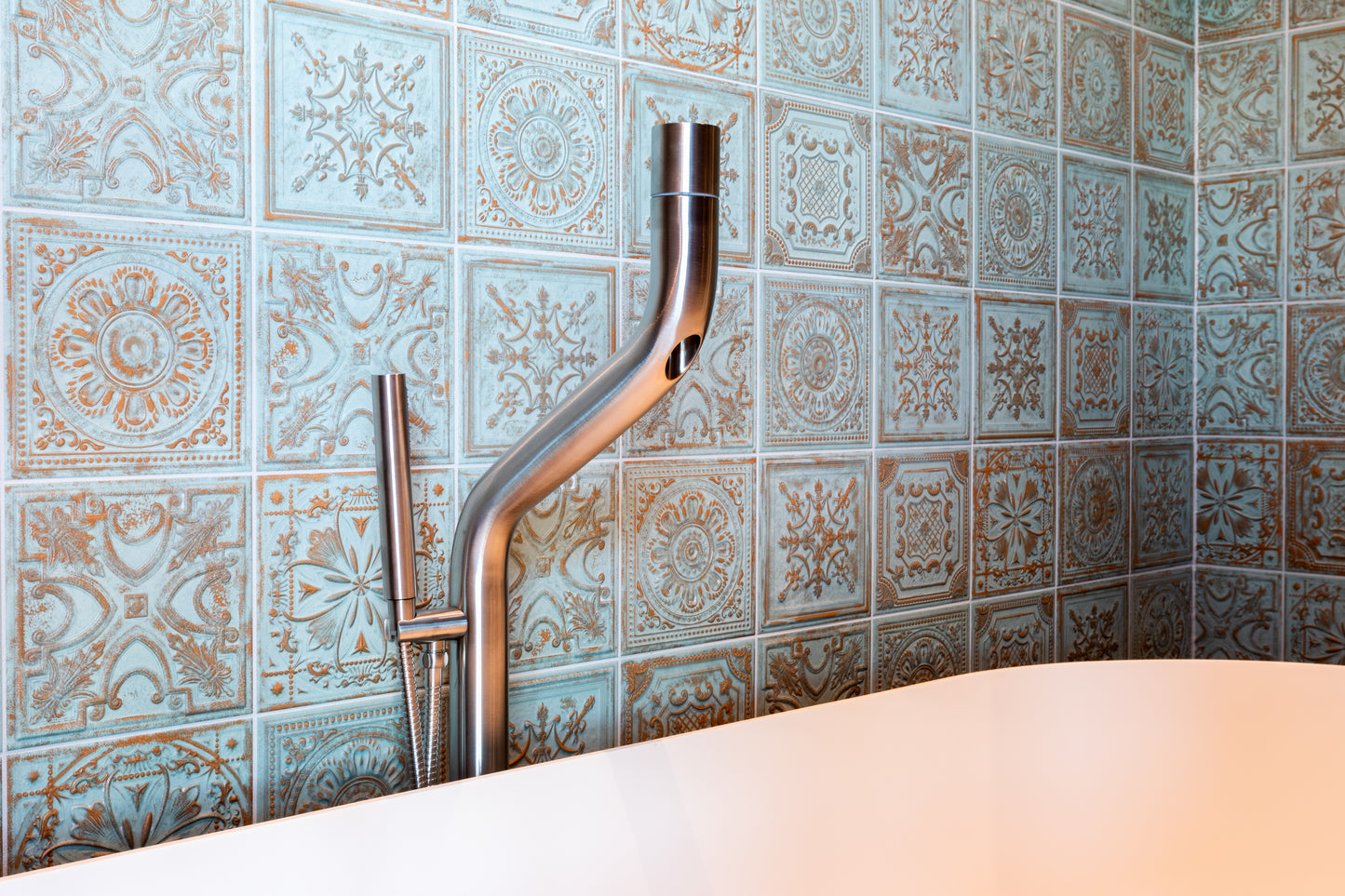 JEE-O Flow Basin Faucet (LH) Wall Stainless Steel with integrated Towel bar, Brushed