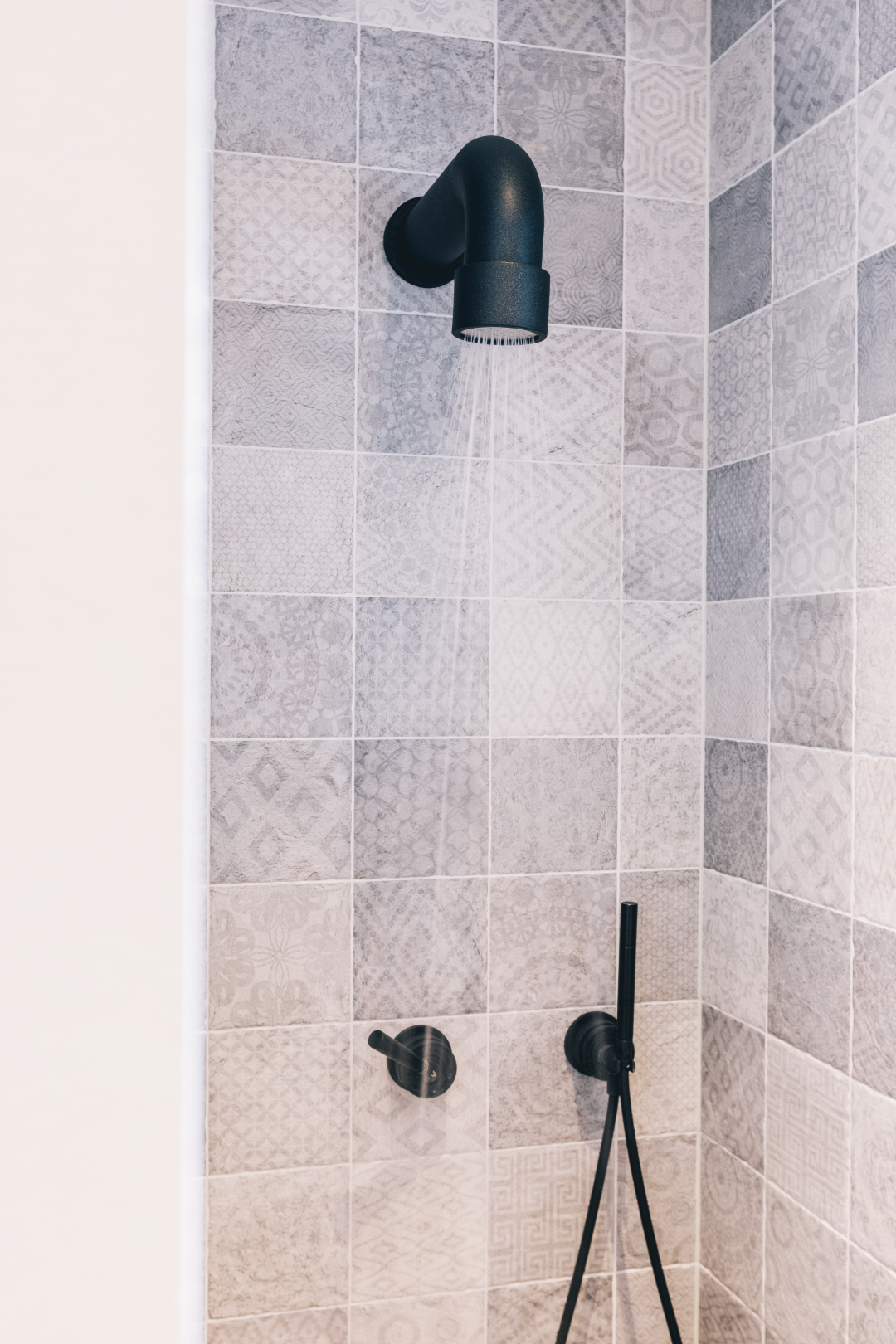 JEE-O Soho Shower Wall Mounted SS