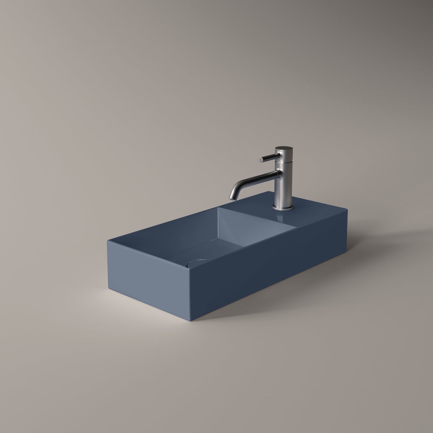 ALICE SPY Basin 22" x 10"
