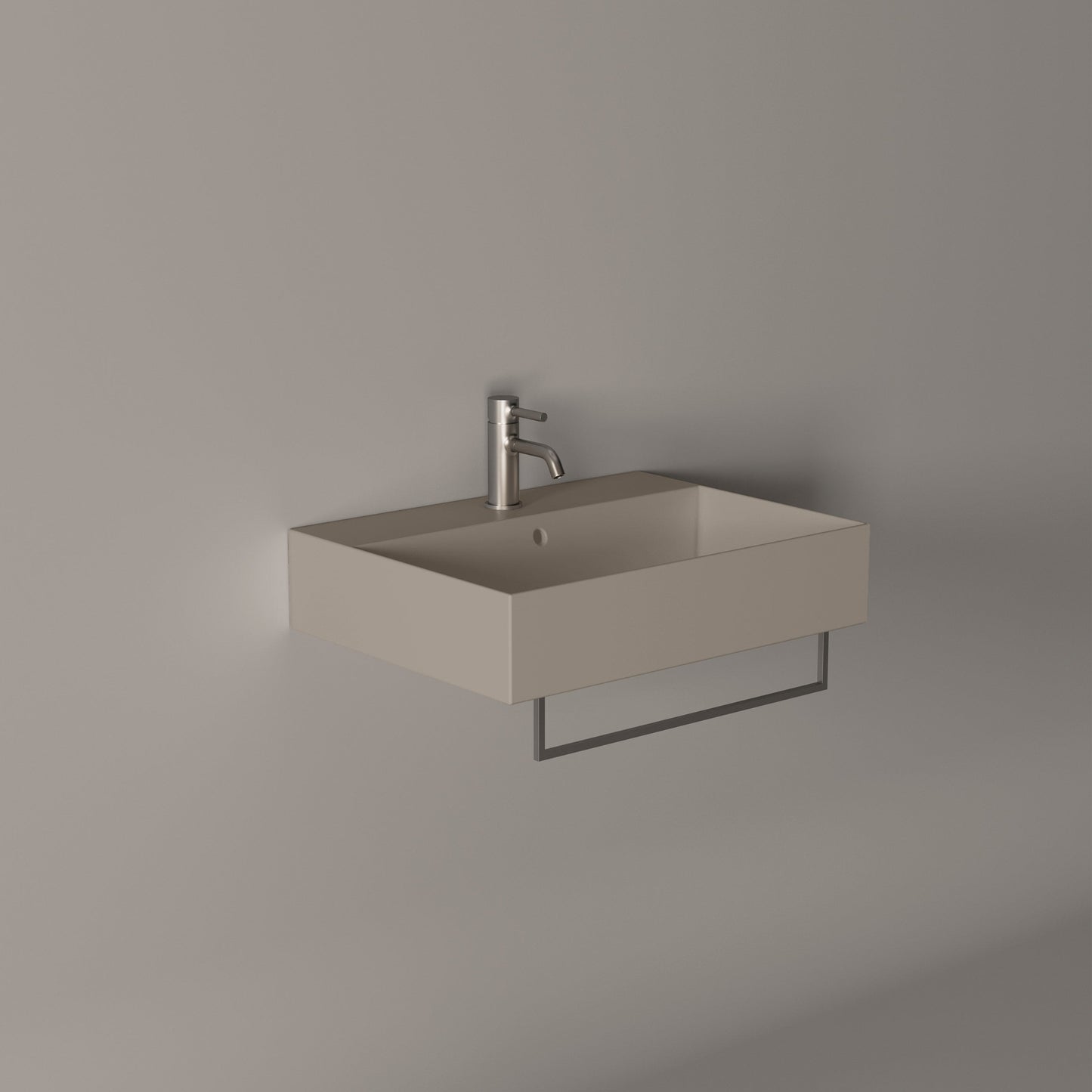 ALICE SPY Basin 24" x 18"