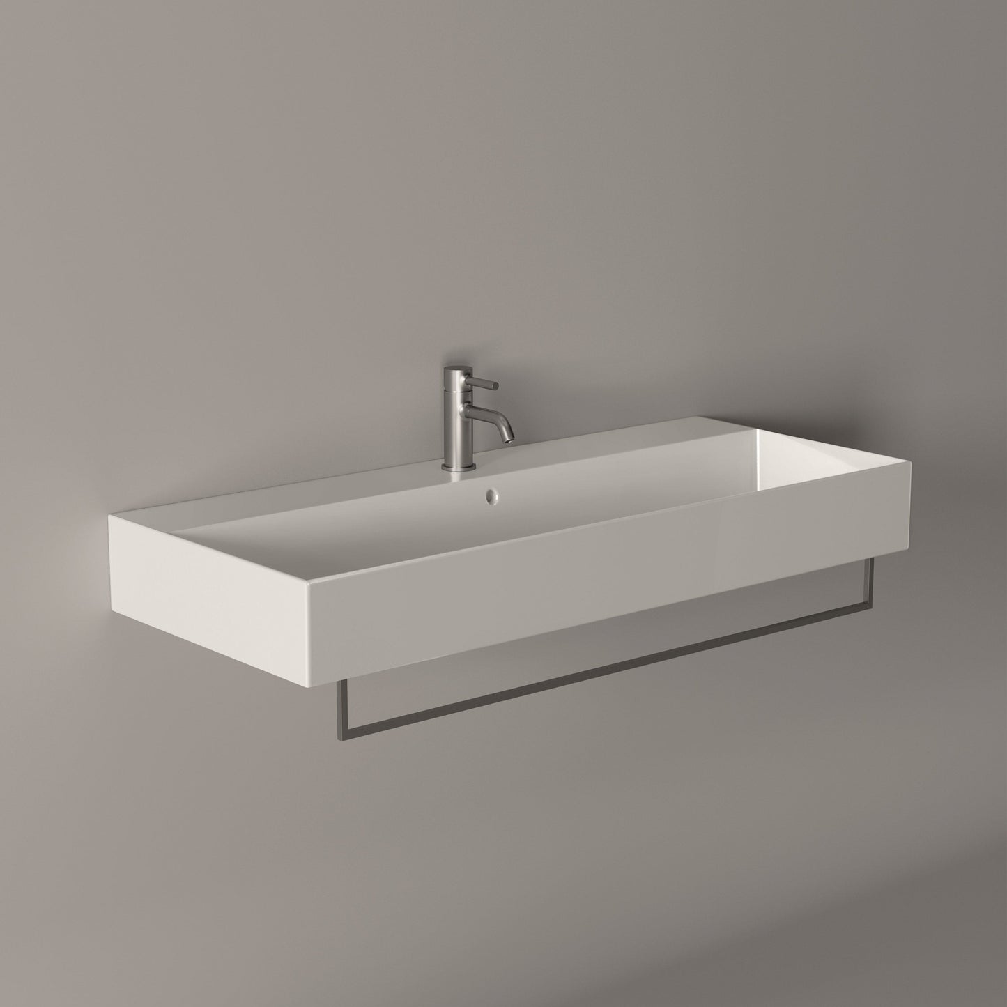 ALICE SPY Basin 40" x 18"