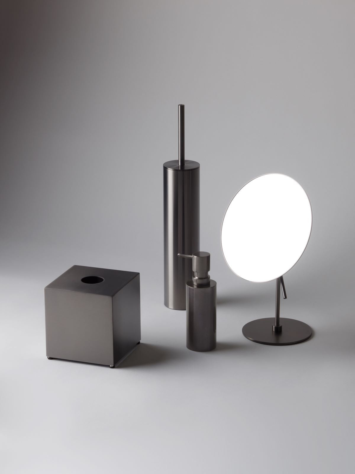 DW KB 87 Tissue box square - Dark Metal Matte PVD