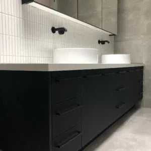 TMF Sevilla KITKAT - White Gloss