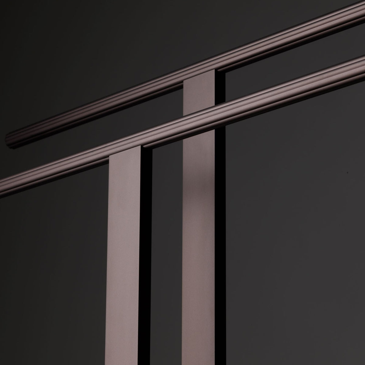 DW  OF.LINE HT Towel Stand - Mocca