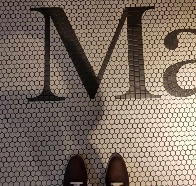 TMF London Hexagon - White