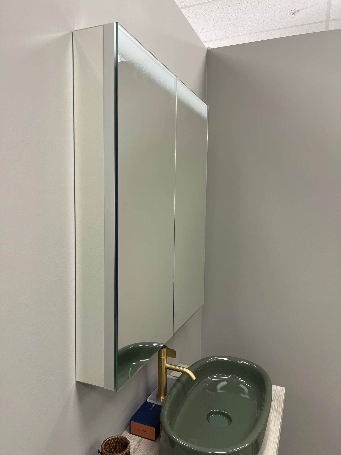 SIDLER Gradient Bathroom Cabinet WM Kit for 2/31 1/2" Width units