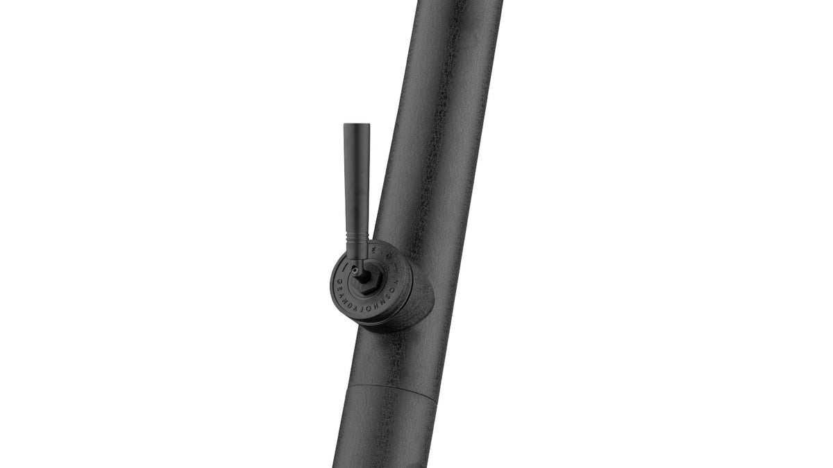 JEE-O Soho Shower 01 Freestanding SS with progressive cartridge