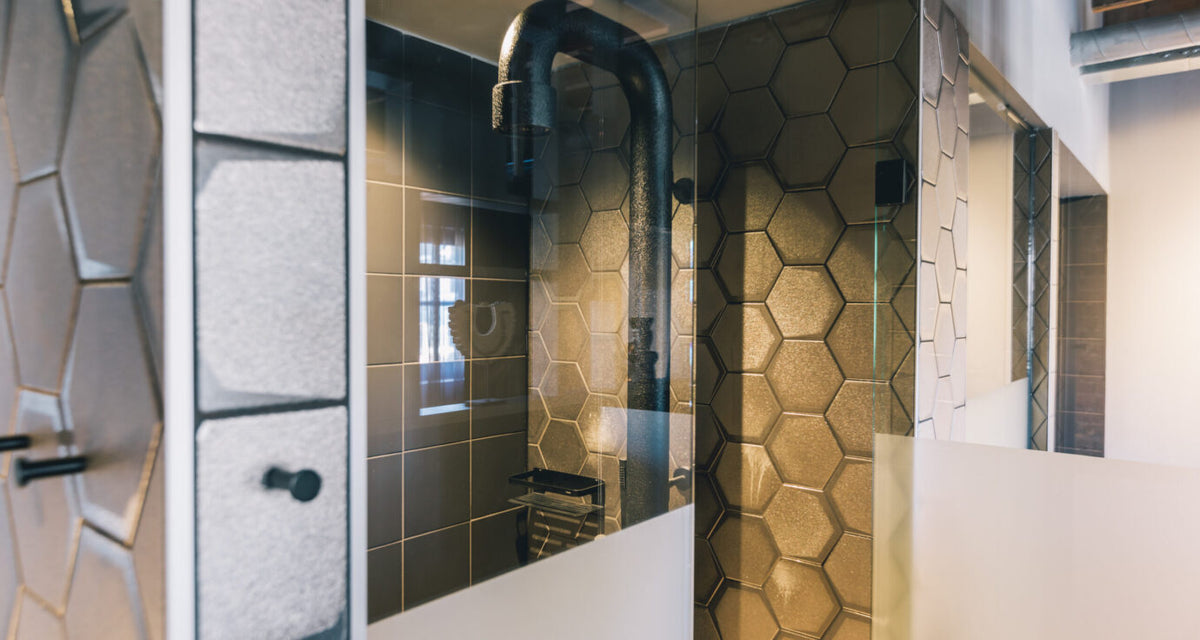 JEE-O Soho Shower 01 Freestanding SS with progressive cartridge