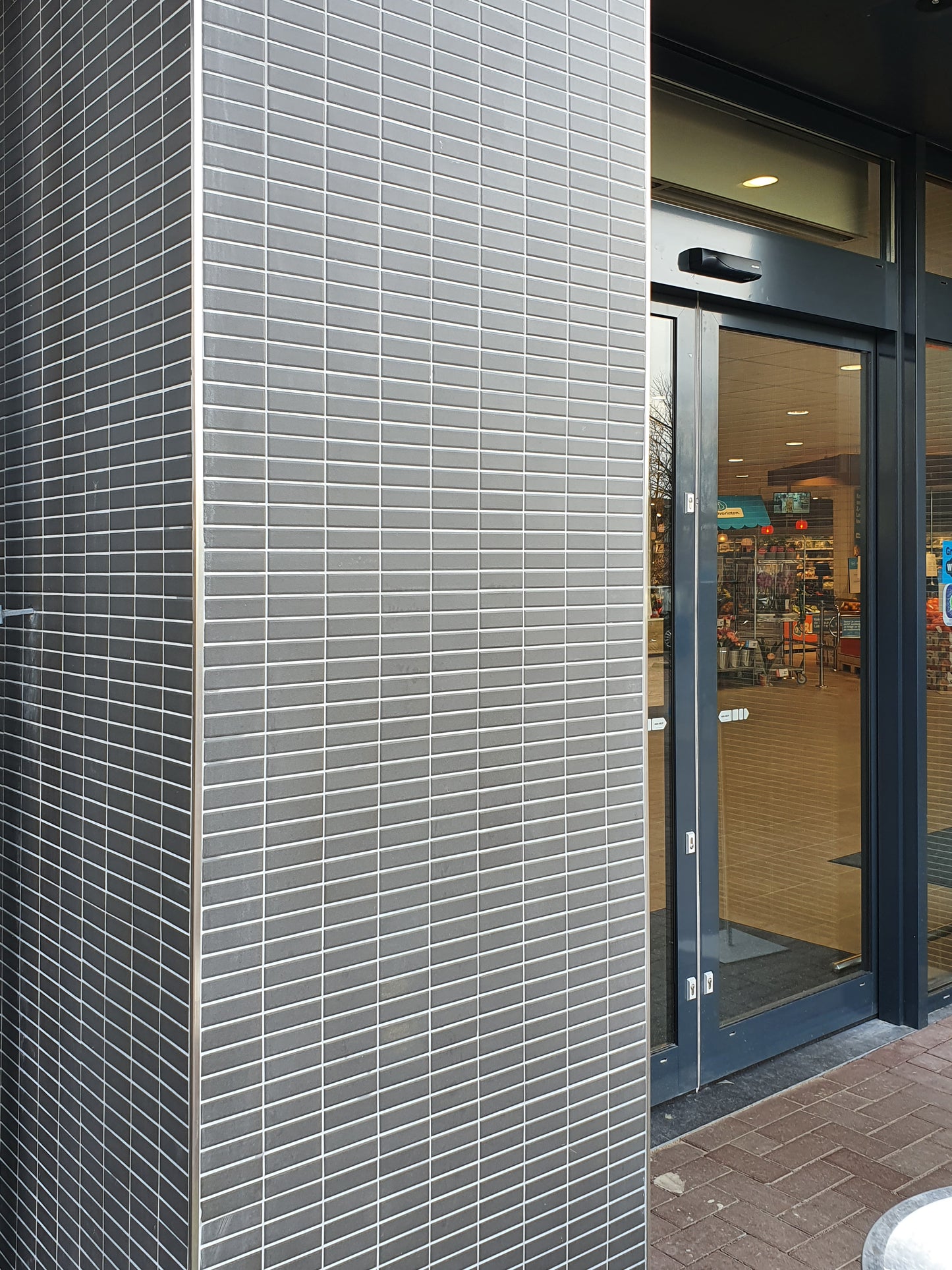TMF London Rectangle 23x73 - Dark Grey